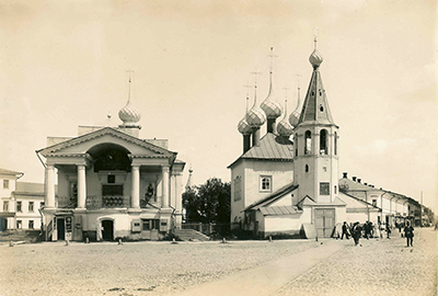 Георгиевская и Воскресенская церкви на Воскресенской площади. Фотографии прежней Костромы