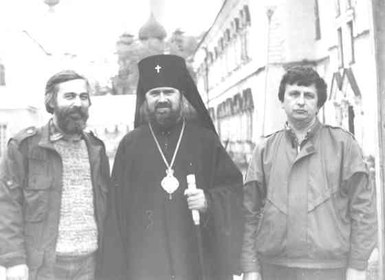 Archbishop of Yaroslavl and Rostov Platon with architects-restorers S. Orlovsky and S. Demidov