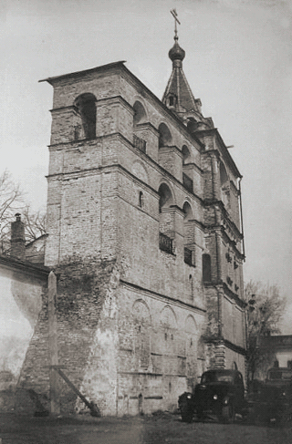 монастырская звонница. Ipatievsky monastery bell tower