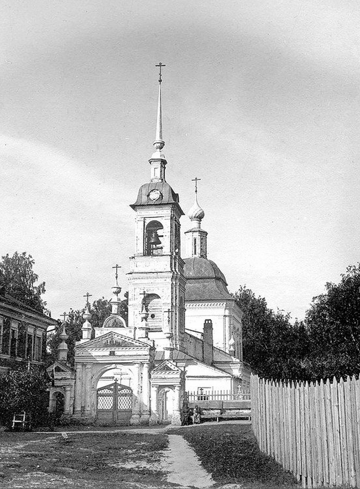 Костромская Крестовоздвиженская церковь