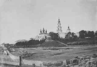  Набережная в Костроме. Прогулки по городским улицам