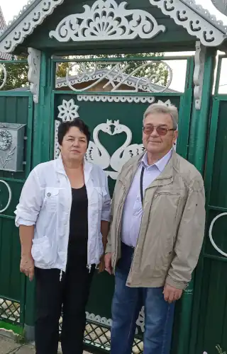  Yuri and Elena Uvarov