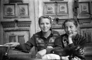  Портрет девочек