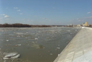  Вид в сторону Ленинградского моста. Городской этюд