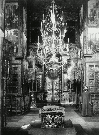 Интерьер Костромского Успенского собора